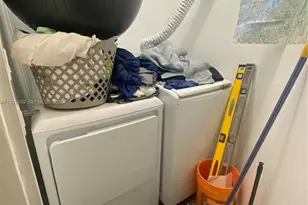 8200 Byron Ave, Miami Beach, FL 33141 - Photo 14