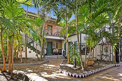 8200 Byron Ave #2, Miami Beach, FL 33141 - Photo 12