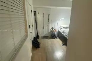 8200 Byron Ave, Miami Beach, FL 33141 - Photo 16