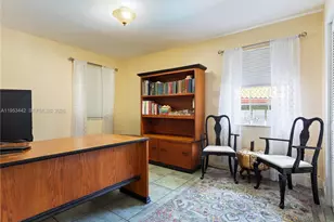 10465 NW 46th St, Doral, FL 33178 - Photo 30