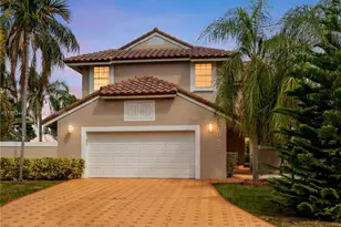 10465 NW 46th St, Doral, FL 33178 - Photo 1