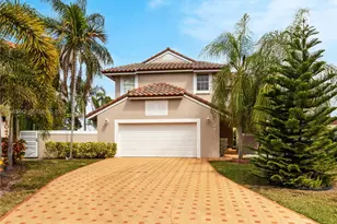 10465 NW 46th St, Doral, FL 33178 - Photo 8