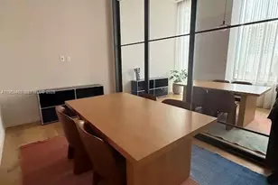 11 NE 6th St, Miami, FL 33132 - Photo 18