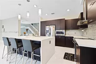 11287 NW 43rd Terrace, Doral, FL 33178 - Photo 4