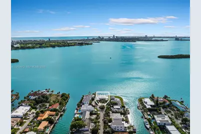1990 NE 119th Rd, North Miami, FL 33181 - Photo 4