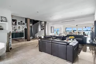 1990 NE 119th Rd, North Miami, FL 33181 - Photo 14