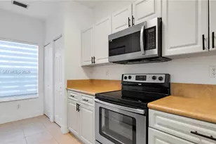 4921 SW 140th Terrace, Miramar, FL 33027 - Photo 8