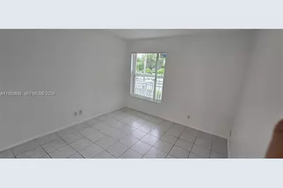 405 S Pine Island Rd #202D, Plantation, FL 33324 - Photo 8