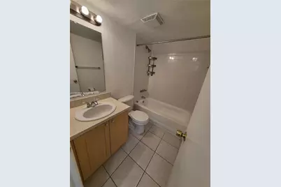 405 S Pine Island Rd #202D, Plantation, FL 33324 - Photo 12