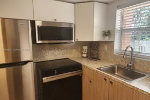 100 SE 6th Ave, Pompano Beach, FL 33060 - Photo 14