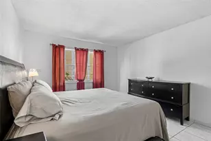 401 Golden Isles Dr, Hallandale Beach, FL 33009 - Photo 18