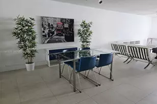 2401 Collins Ave, Miami Beach, FL 33140 - Photo 4