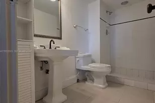 2401 Collins Ave, Miami Beach, FL 33140 - Photo 48