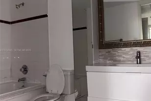 2401 Collins Ave, Miami Beach, FL 33140 - Photo 36