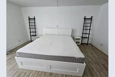 2401 Collins Ave #609, Miami Beach, FL 33140 - Photo 8