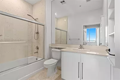 335 S Biscayne Blvd #UPH02, Miami, FL 33131 - Photo 28