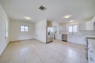 9557 SW 40th Terrace, Miami, FL 33165 - Photo 6