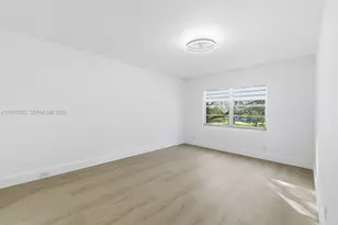 1300 SW 125th Ave, Pembroke Pines, FL 33027 - Photo 16