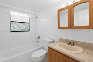 11116 Royal Palm Blvd, Coral Springs, FL 33065 - Photo 8