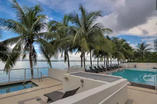 665 NE 25th St, Miami, FL 33137 - Photo 16