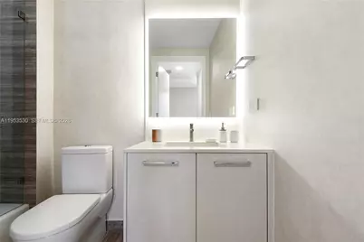 1010 Brickell Ave #1701, Miami, FL 33131 - Photo 24