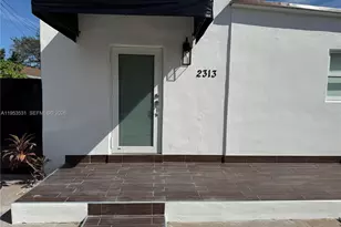 2313 SW 60th Ct, Miami, FL 33155 - Photo 2