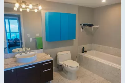 244 Biscayne Blvd #3204, Miami, FL 33132 - Photo 6