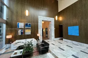 185 SW 7th St, Miami, FL 33130 - Photo 6