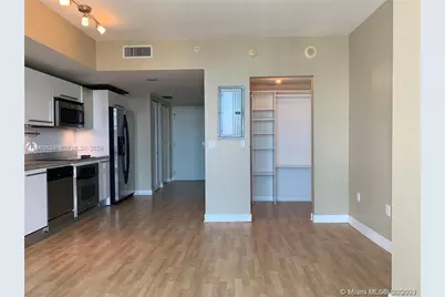185 SW 7th St #3706, Miami, FL 33130 - Photo 10