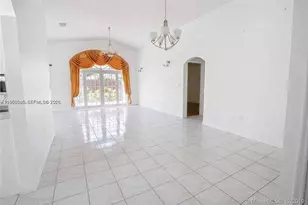 8224 SW 157th Ct, Miami, FL 33193 - Photo 12