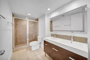 20379 W Country Club Dr, Aventura, FL 33180 - Photo 22