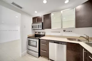 20379 W Country Club Dr, Aventura, FL 33180 - Photo 26