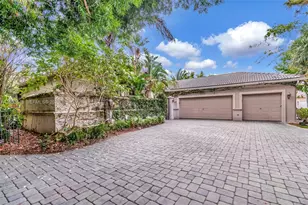 8244 Lakeview Dr, West Palm Beach, FL 33412 - Photo 4