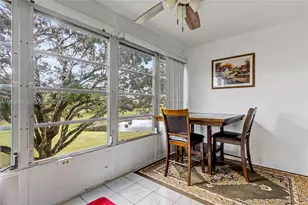 1040 Country Club Dr, Margate, FL 33063 - Photo 18