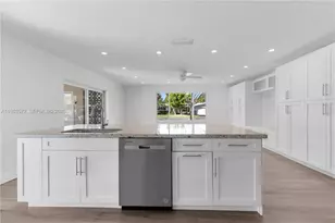 13905 SW 78th Ct, Palmetto Bay, FL 33158 - Photo 10