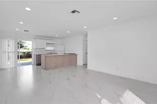 4285 SW 48th Ct, Dania Beach, FL 33314 - Photo 2