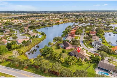 450 NW 201st Ave, Pembroke Pines, FL 33029 - Photo 40