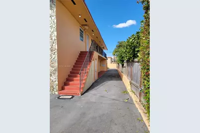 1753 SW 6th St, Miami, FL 33135 - Photo 2
