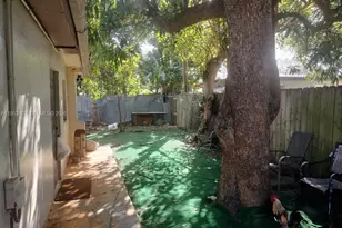 3206 SW 47th Ave, West Park, FL 33023 - Photo 12