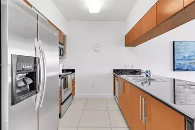 1750 N Bayshore Dr #5310, Miami, FL 33132 - Photo 12