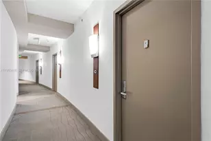 1750 N Bayshore Dr, Miami, FL 33132 - Photo 10