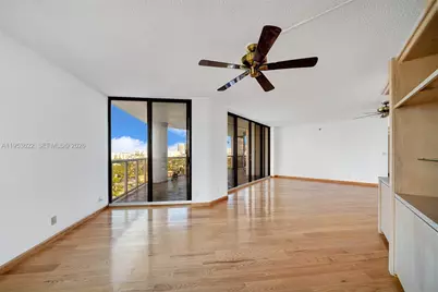 3598 NE Yacht Club Dr #1402, Aventura, FL 33180 - Photo 10