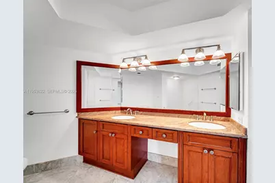 3598 NE Yacht Club Dr #1402, Aventura, FL 33180 - Photo 30