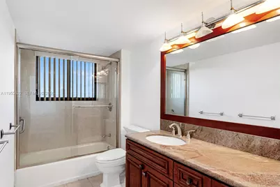 3598 NE Yacht Club Dr #1402, Aventura, FL 33180 - Photo 38