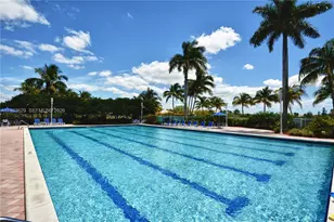 1303 NW 167th Ave, Pembroke Pines, FL 33028 - Photo 72