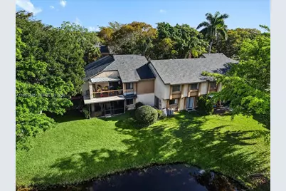 181 Wimbledon Lake Dr #181, Plantation, FL 33324 - Photo 30