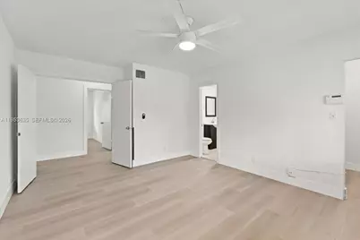 181 Wimbledon Lake Dr #181, Plantation, FL 33324 - Photo 18