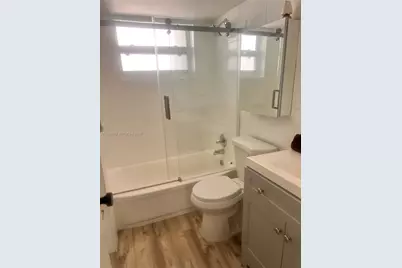 1300 Lincoln Rd #B902, Miami Beach, FL 33139 - Photo 12