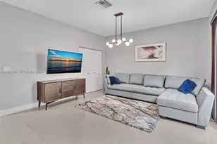 10301 Panama St, Cooper City, FL 33026 - Photo 8