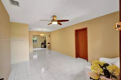 16200 NE 8th Ct, North Miami Beach, FL 33162 - Photo 6